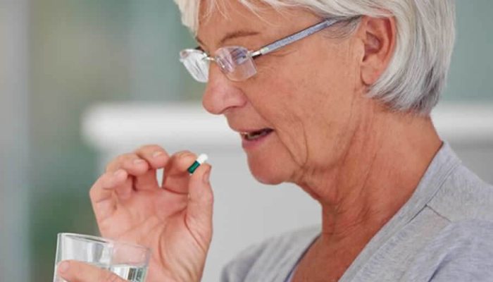 a-importancia-dos-cuidados-com-a-medicacao-do-idoso_104832_3336
